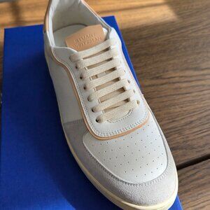 Stuart Weitzman Made in Italy Low Top Derby Shoes - Women (Leather)